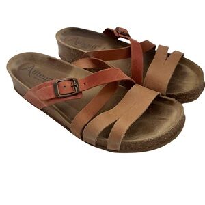 Autenti Made in Spain Tri-Color Tan Leather Strappy Slip On Buckle Sandals